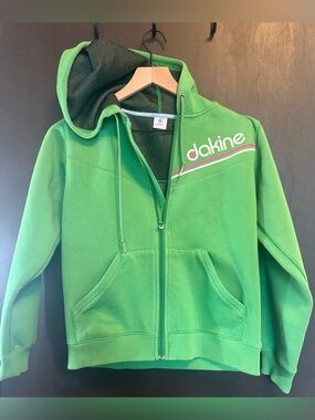 Dakine Women’s Green Zip-Up Hoodie, windproof